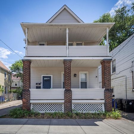 דירות קליבלנד Mid-Century Modern Retreat In Little Italy מראה חיצוני תמונה