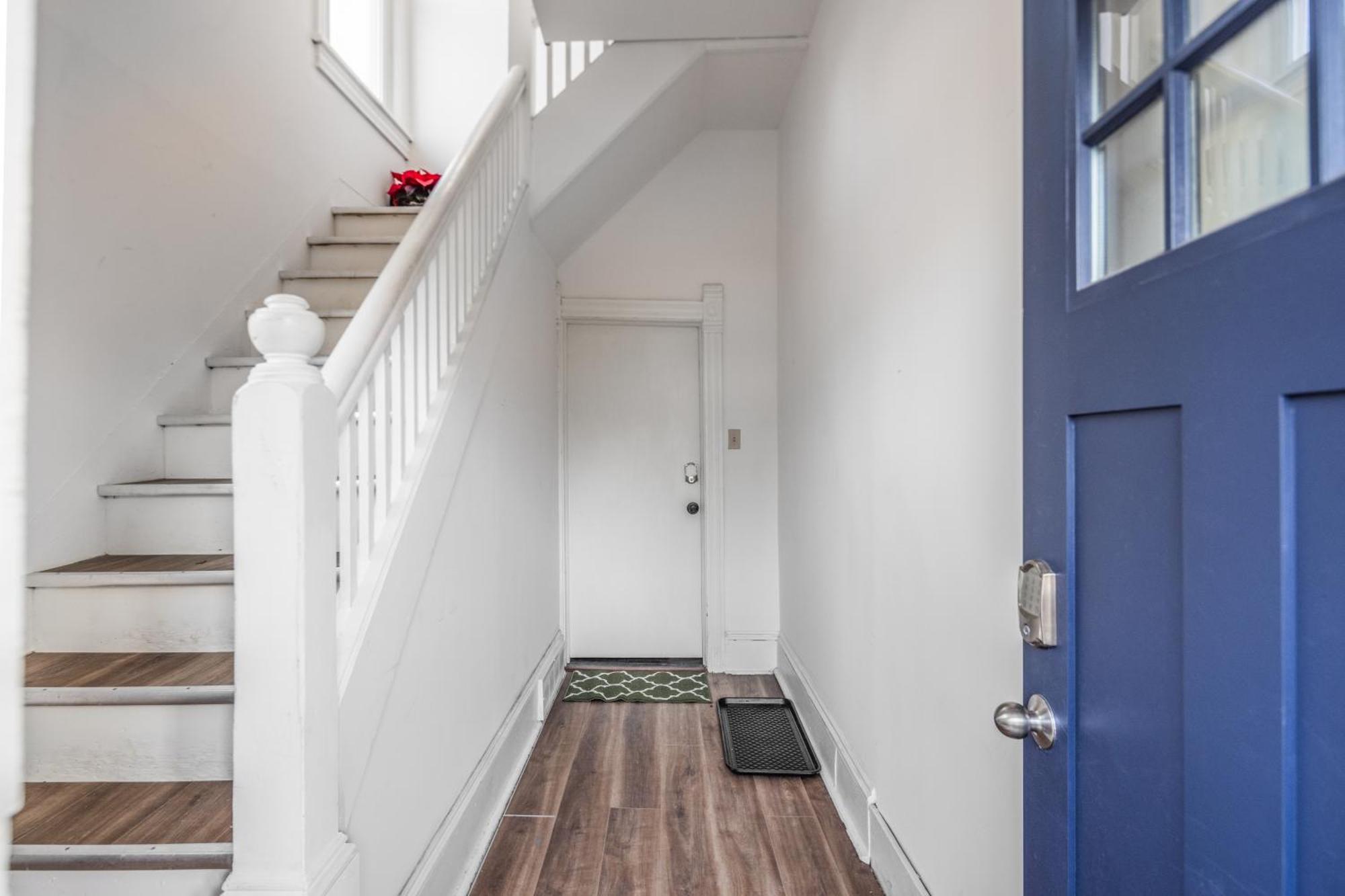 דירות קליבלנד Mid-Century Modern Retreat In Little Italy מראה חיצוני תמונה