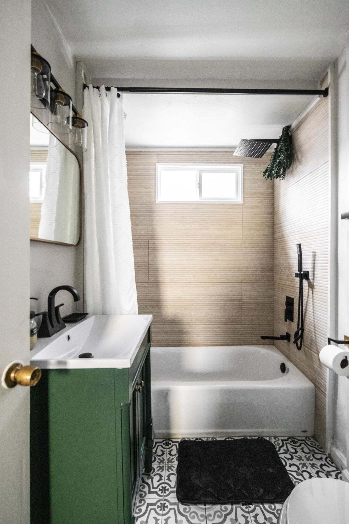 דירות קליבלנד Mid-Century Modern Retreat In Little Italy מראה חיצוני תמונה